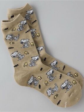 Snoopy Mummy Halloween Socks - American Eagle